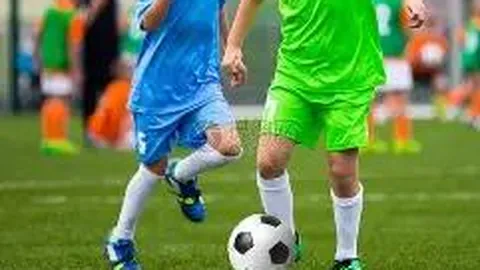 C罗40岁独占沙特射手榜19球，本泽马37岁表现低迷，四轮进球荒积16球排第三